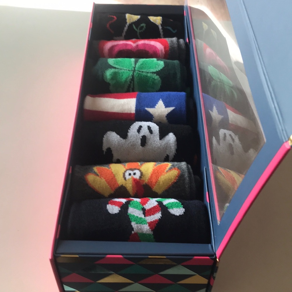 Neiman Marcus Socks Set of 7 for Men Holiday Theme